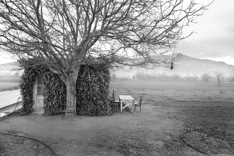 plateau-by-panos-charalampidis-and-mary-chairetaki-3