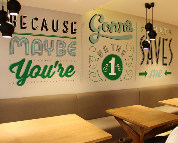 Holiday_Inn_typography_mural_10