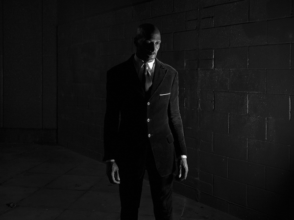 Rupert Vandervell, The dark corner