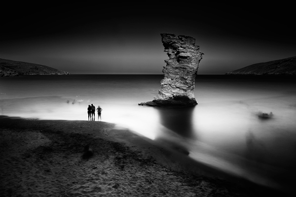 Vassilis Tangoulis - Monolith